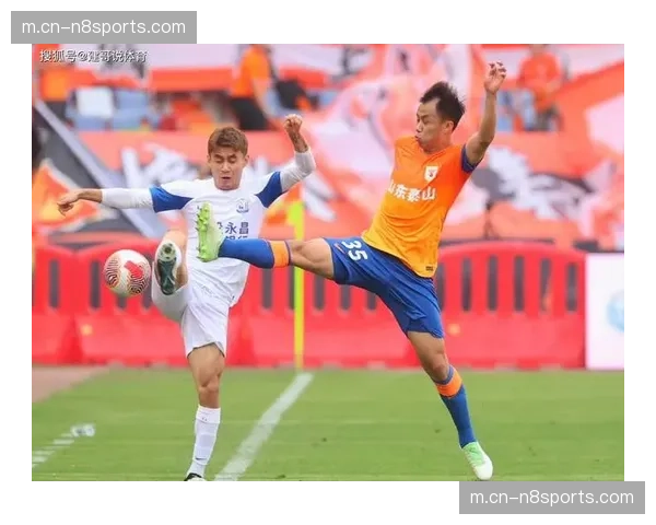 美国队强化身体对抗争顶训练，伯哈尔特针对北美场地特点调整战术