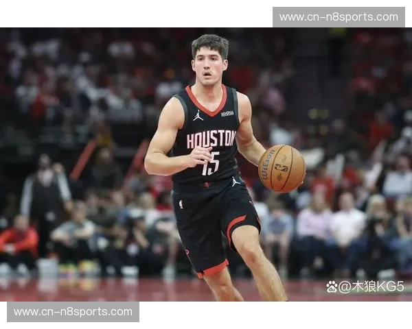 猛龙场均助攻高居联盟第四 但整体进攻效率仅排第二十位 猛龙场均助攻高居联盟第四 但整体进攻效率仅排第二十位