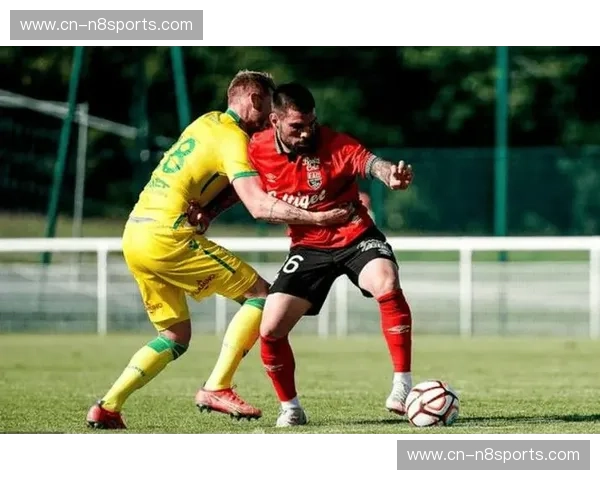 蒙彼利埃高位逼抢暴露中后场衔接问题 前场换位战术面临防守考验